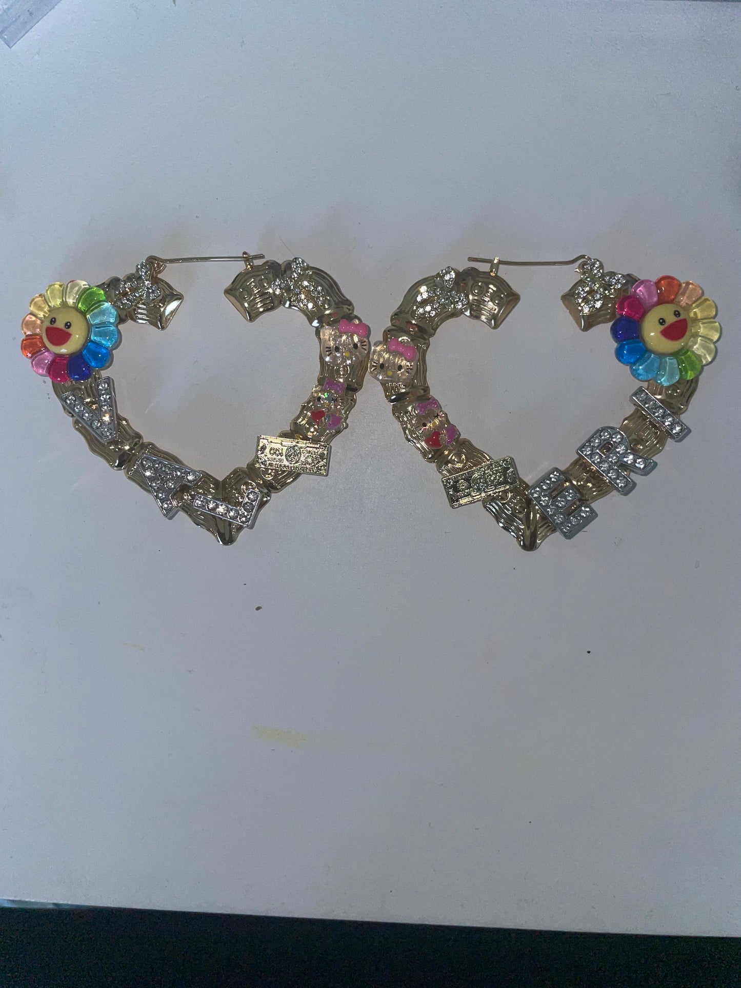 M- Heart custom name